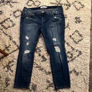 Ripped jeans. Plus size. 18 short. Torrid